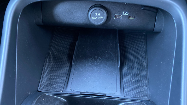 Volvo XC40 2.0 B3P Core 5dr Auto Petrol Estate